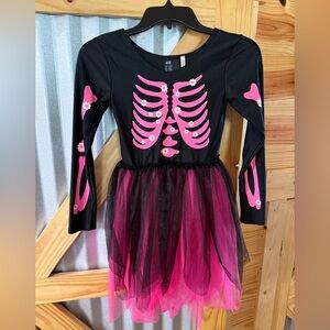 H&M Girl’s Skeleton Costume Dress. Size 8-10y. Like new. Bright Pink Black